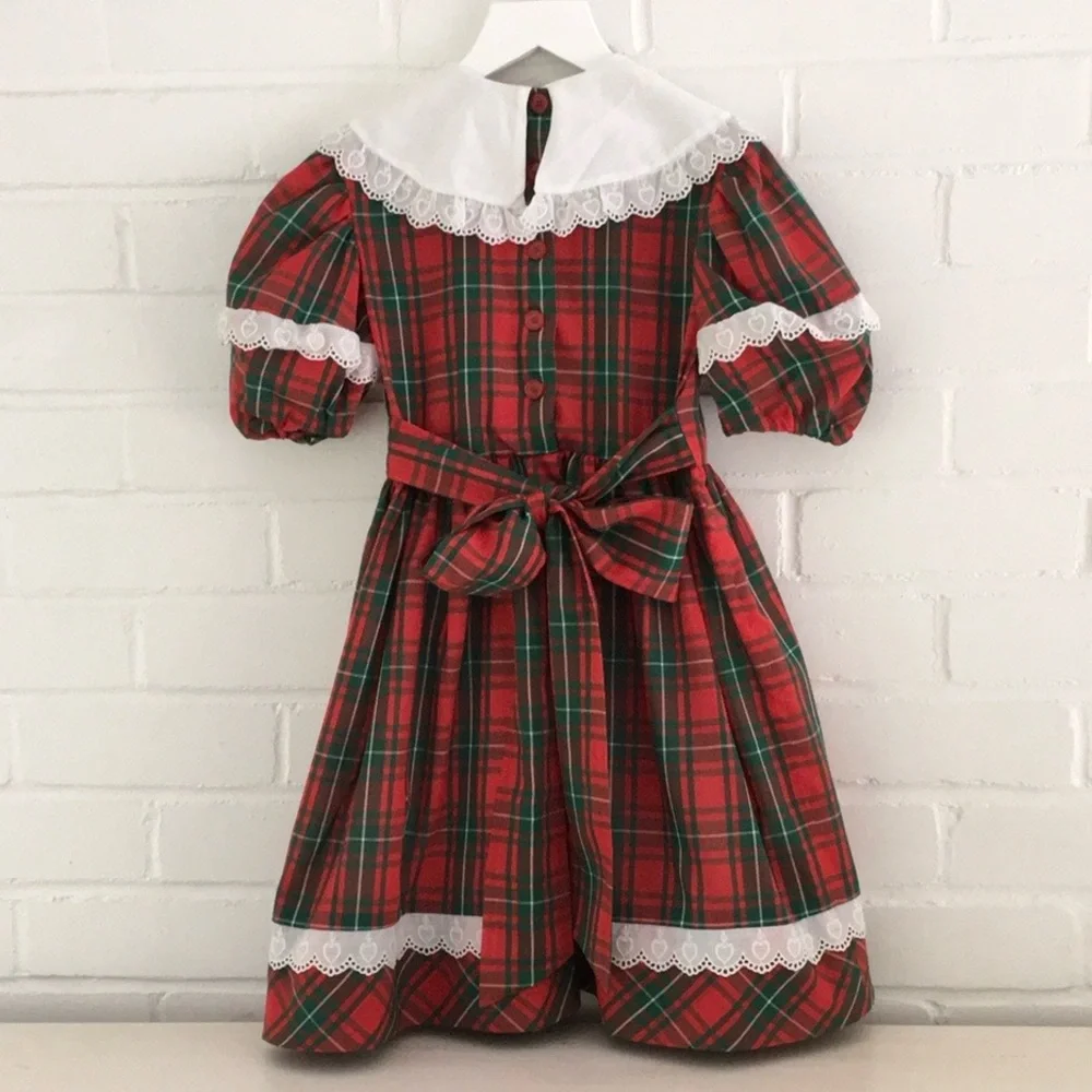 Classic Vintage Girls Chritmas Plaid Dress With Big White Eyelet/Lace Collar - Picture 3 of 9